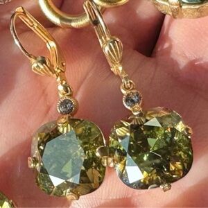 BRAND NEW Catherine Popesco